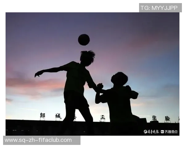 追逐绿茵场上的梦想放飞我的足球人生与成长故事